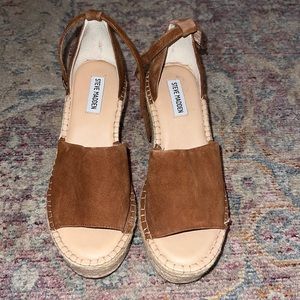 Never Worn, Steve Madden Sway espadrille wedge, cognac color, size 8.5 (no box)